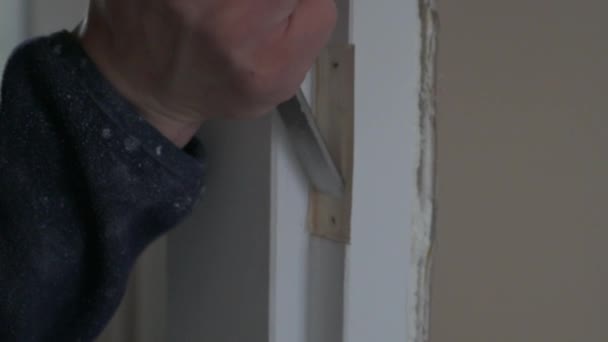 Close Carpenter Installation Lock Door Chisel Hammer — Stock Video