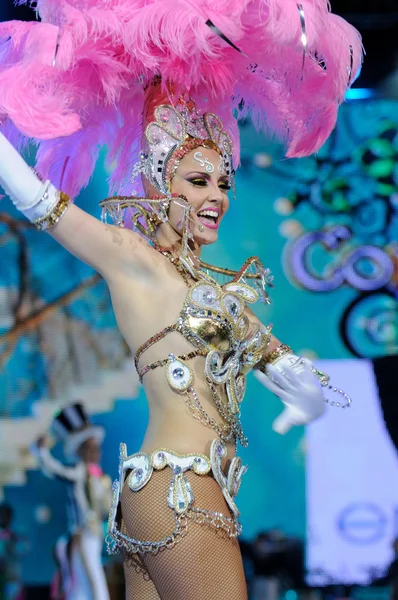 Tenerife, 4 maart: tekens en groepen in het carnaval. — Stockfoto