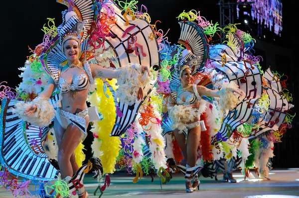 TENERIFE, 4 mars : Personnages et groupes du carnaval . Images De Stock Libres De Droits