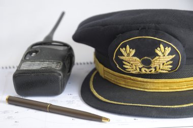 havayolu pilot şapkası