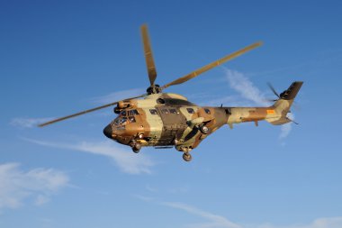 gökyüzü tanksavar helikopterle