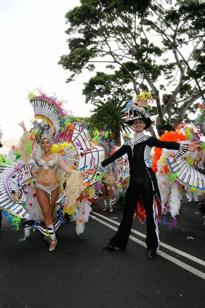 TENERIFE, 4 de março: Personagens e Grupos no Carnaval . — Fotografia de Stock