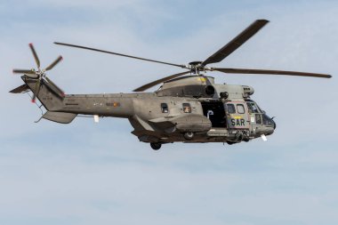 Grand Canaria, İspanya-OCT 20, 2021: Okyanus Gökyüzü askeri manevralarının kutlanması, birçok ülkenin katılımıyla. 20 Ekim 2021