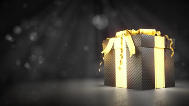 Χρυσό Μαύρο Διακοσμημένο Κουτί Έκπληξη Δώρο Σκούρο Φόντο — Αρχείο Βίντεο