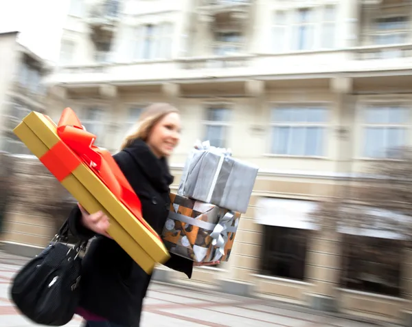 Presents excitement street blured — Stock Photo, Image