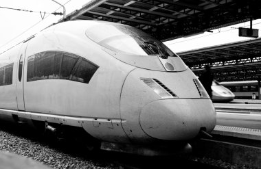 Modern tren istasyonu