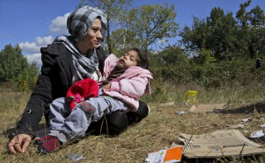 Syrian refugee mother daughter clipart