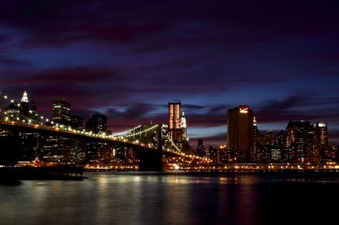 gece new york Köprüsü resmi