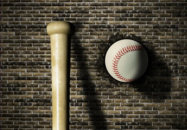 Béisbol en una pared de ladrillo —  Fotos de Stock