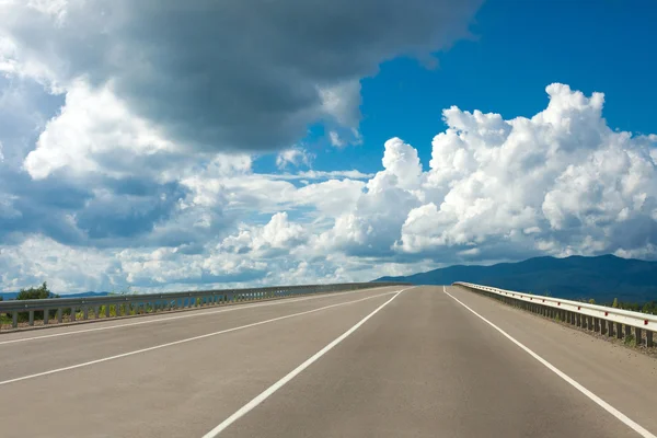 Road under the sky — Stock Photo, Image