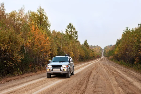 Car on the road — Stock Photo, Image