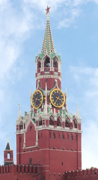 Kremlin van Moskou. spasskaya-toren — Stockfoto