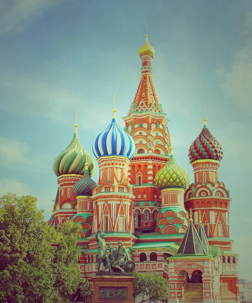 Catedral de São Basílio na Praça Vermelha em Moscou — Fotografia de Stock