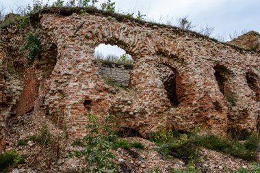 1828 'de St. Johns Katedrali' nin kalıntıları. İkinci Dünya Savaşı sırasında 1941-1943 yılları arasında kalenin savunması için bir anıt. Oreshek Kalesi. Rusya 'nın St. Petersburg yakınlarındaki Shlisselburg Kalesi. Kuruluş