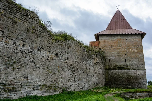 Tsars tower. 16th century. Oreshek Fortress. Shlisselburg Fortress near the St. Petersburg, Russia. Founded in 1323. — Stock Photo, Image