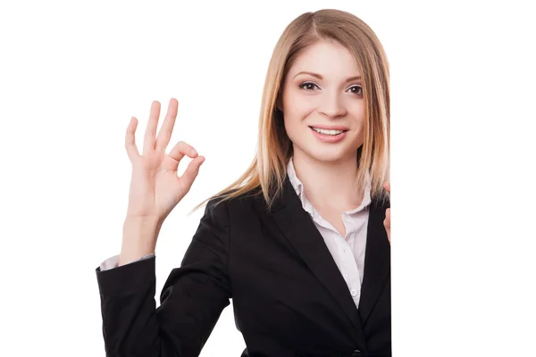 Woman showing blank signboard — Stock Photo, Image