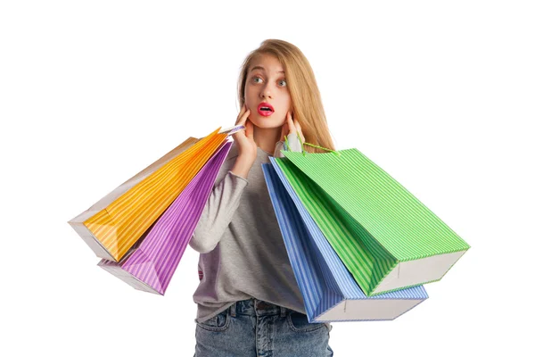 Shopping femme tenant des sacs à provisions — Photo