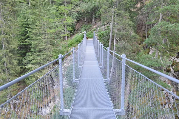 Most Górach — Zdjęcie stockowe