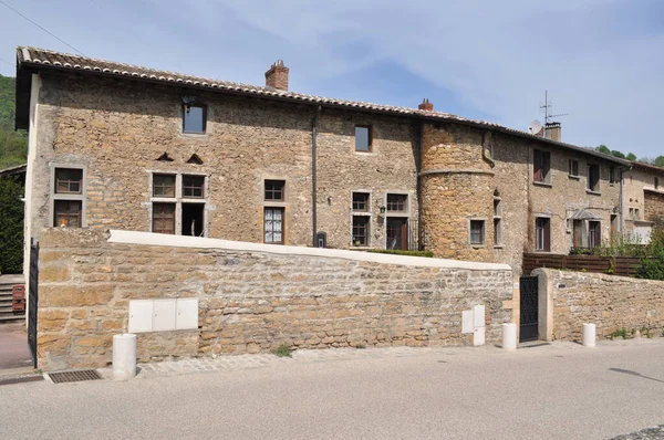 Eski şehrin manzarası. Bazı sokaklar ve evler .