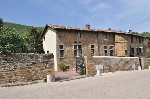 Eski şehrin manzarası. Bazı sokaklar ve evler .