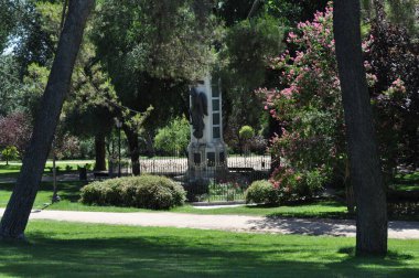 Some park in Madrid  in summer time .