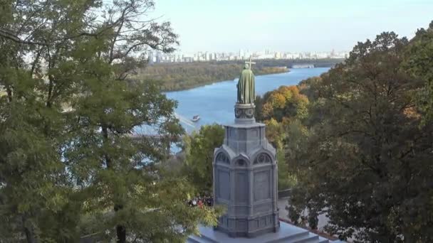 ウラジミール ・ キエフのバプテストの記念碑 — ストック動画