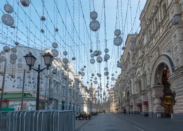 Moskwa Rosja Październik 2021 Widok Ulicę Mikołajską Słoneczny Jesienny Dzień — Zdjęcie stockowe