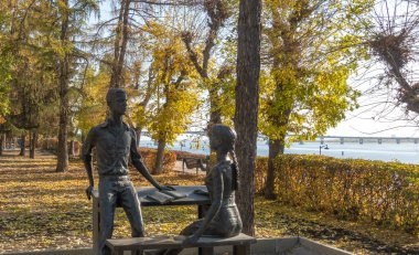 Saratov, Rusya. 13 Ekim 2021 Saratov 'daki Kozmonotlar Tepesi Sınıf Arkadaşları