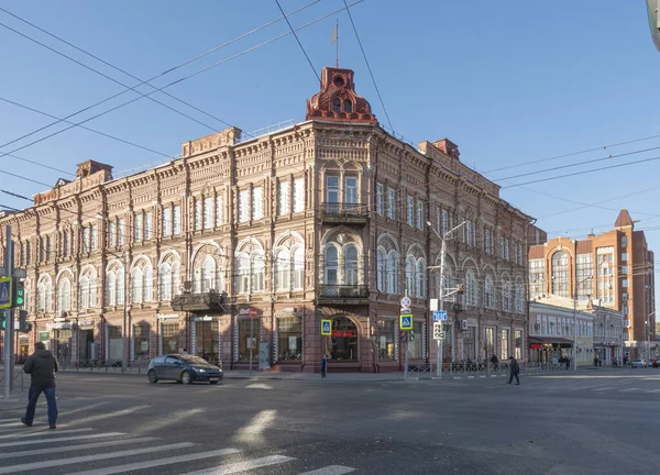 萨拉托夫 俄罗斯2021年10月13日Moskovskaya旅馆 萨拉托夫历史建筑 — 图库照片