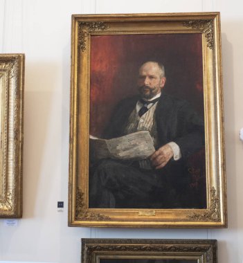 Saratov, Rusya. 13 Ekim 2021 Rus İmparatorluğu devlet adamının portresi Pyotr Stolypin Sanatçı Repin tarafından Saratov Sanat Müzesi 'nde Radişçev' den sonra isimlendirildi..