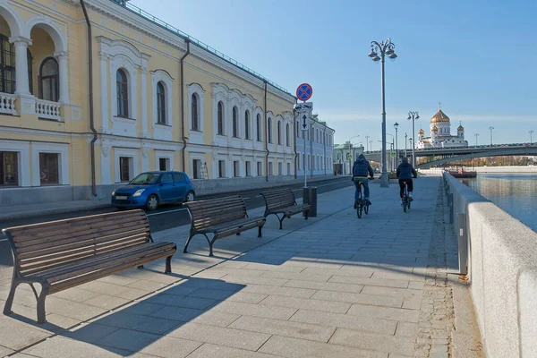 Вид Софийскую Набережную Солнечный Летний День — стоковое фото