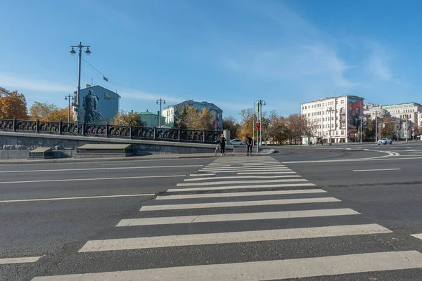 Moscú Rusia Octubre 2021 Cruce Peatonal Plaza Borovitskaya Moscú Día —  Fotos de Stock