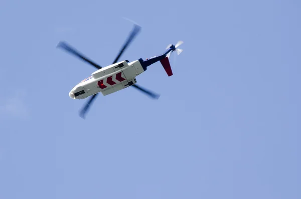 Elicopter văzut de jos — Fotografie, imagine de stoc