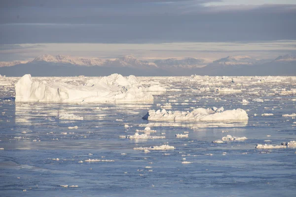 Magnifique iceberg — Photo