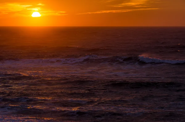 Puesta de sol sobre el Mar del Norte —  Fotos de Stock