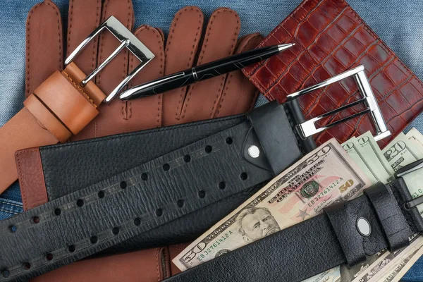 Pen, gloves, purses, belts and money