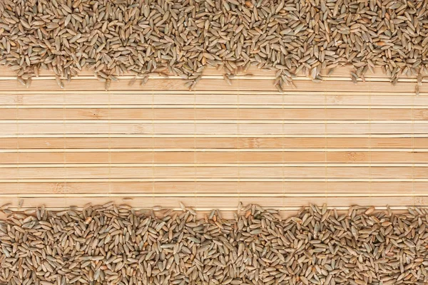 Żyto na mat bambusowych — Zdjęcie stockowe
