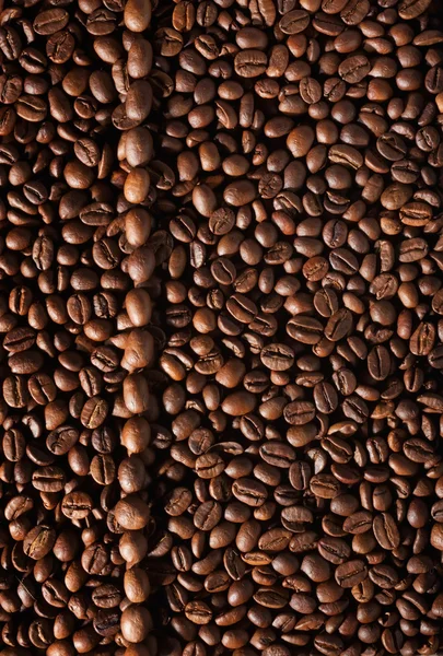 Die Zubereitung eines Kaffeemenüs erfolgt aus Kaffeebohnen, — Stockfoto
