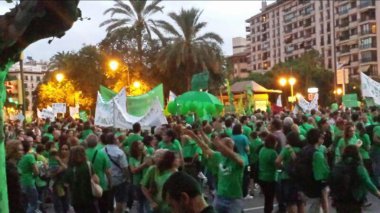 Spain manifestation of education clipart