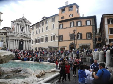 yazı tipi di trevi, roma