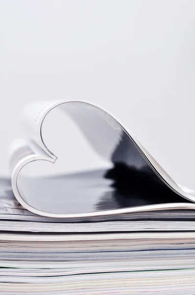Magazyn składany w kształcie serca — Zdjęcie stockowe