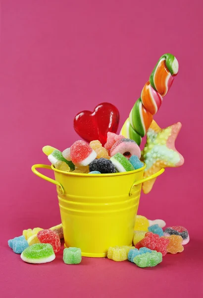 Candies in bucket — Stock Photo, Image