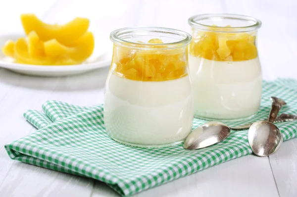 Fruit dessert with mango — Stock Photo, Image