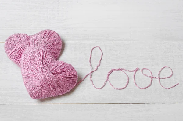 Δύο ροζ clews το σχήμα της καρδιάς — Φωτογραφία Αρχείου