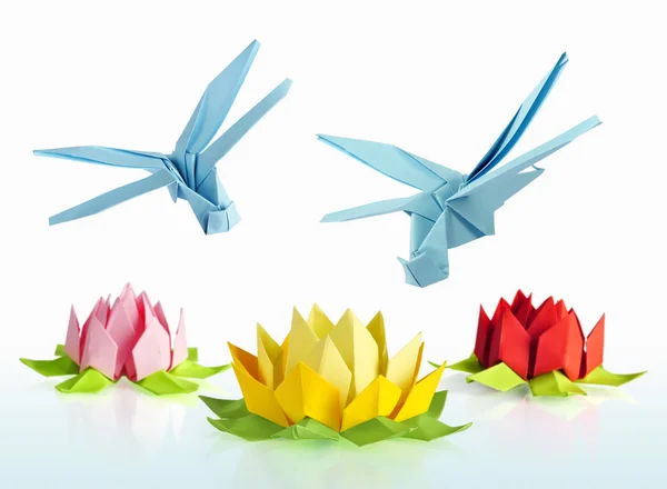 Vážka origami modré a lotus — Stock fotografie