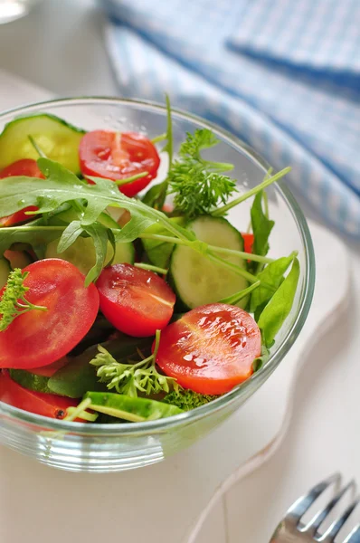 Fresh salad with tomatoes cherry — Stock Photo, Image