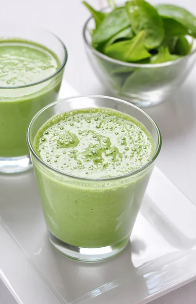 Spinach smoothies — Stock Photo, Image