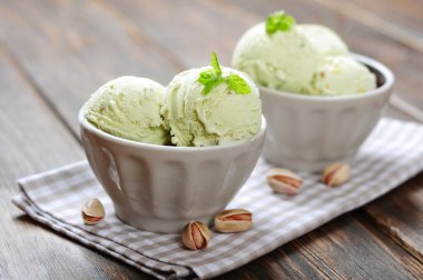 pistachio ice cream clipart