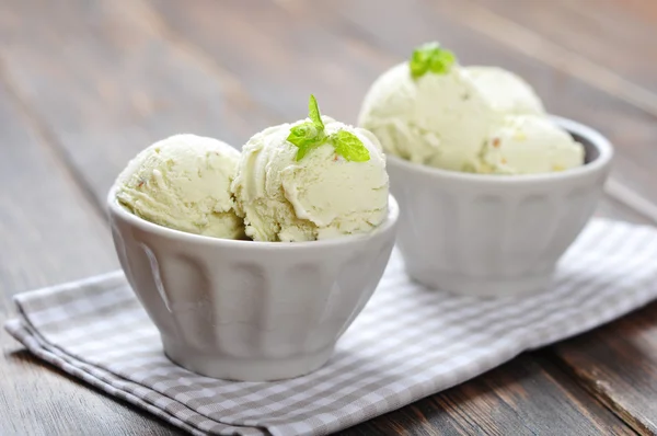 Vanilla ice cream — Stock Photo, Image