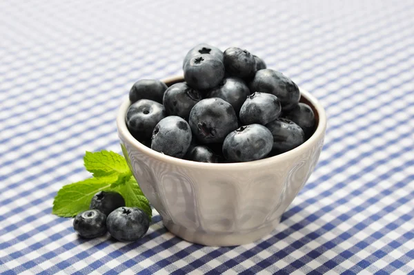 Bowl of blueberries — Stock Photo, Image